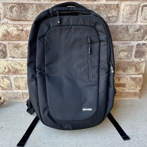 INCASE Compact Backpack black laptop bag unisex